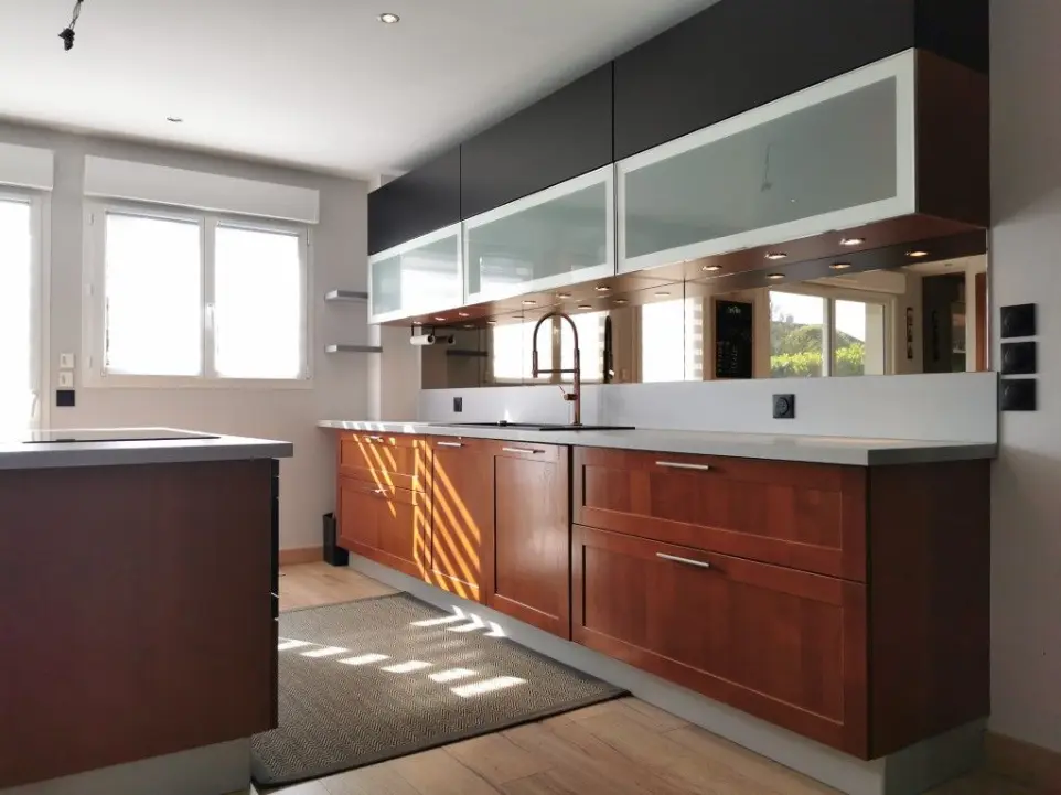 Recouvrement effet bois d&#39;une cuisine