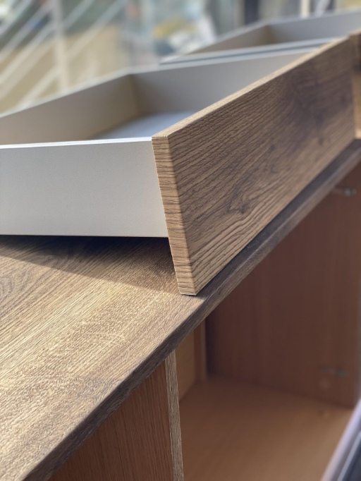 Recouvrement effet bois des meubles